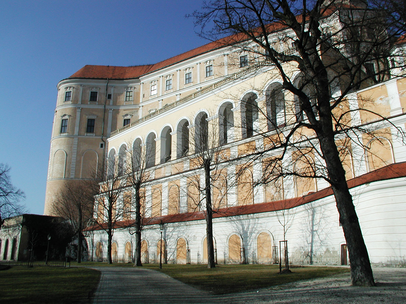 02 JHM Mikulov pred foto Regionalni muzeum v Mikulove