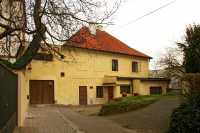 Praha 6 – Bubeneč Fara u kostela sv. Gotharda  